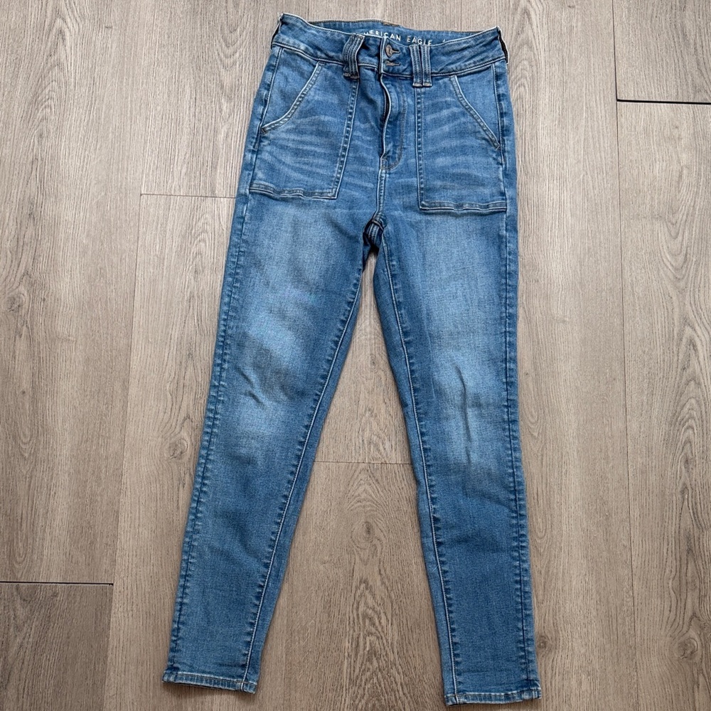 American Eagle Outfitters High Rise Blue Jeans
